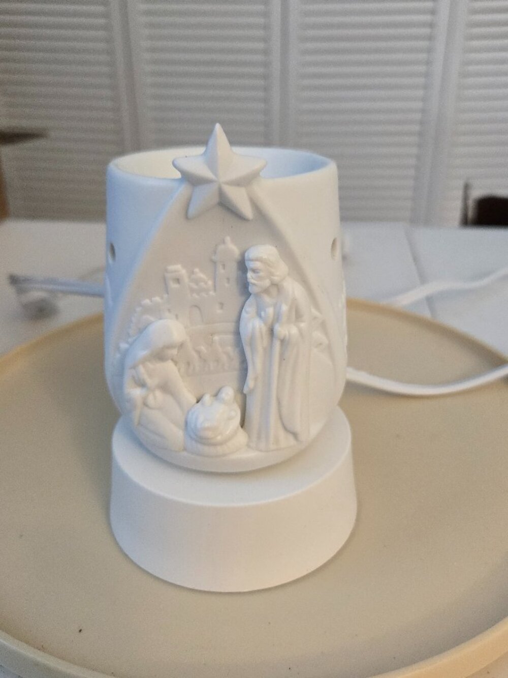 Scentsy Rejoice Nativity Mini Wax Warmer with Table Top Base No Box
